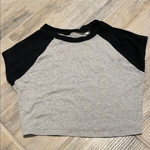 PacSun Black and Gray Crop Top